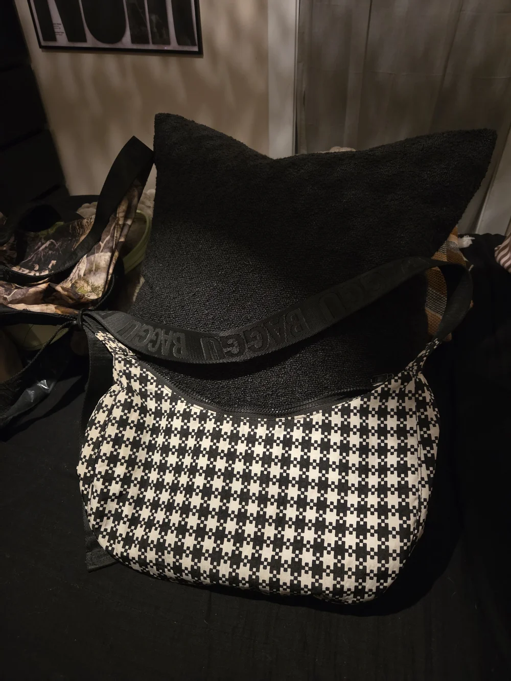 Baggu Medium Crescent Pixel Gingham